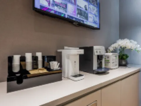 Homeinn Selected Hotel (Shanghai Nanjing Road Pedestrian Street The Bund Center) Hotels in Shanghai