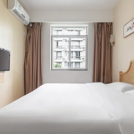 Blue Sky International Youth Hostel (Sanya Dadonghai)