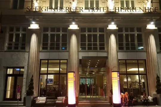 シュタイゲンベルガー ホテル ヘレンホーフ