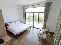 Wuchuan Shixiang Homestay