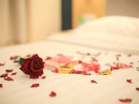 广州福来登酒店 - 尊享浪漫大床房