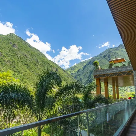 Lushui Denggeng Hot Spring Banshan Hotel