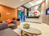 Borrman Hotel (Xiaobei Branch Yuexiu Park Memorial Hall, Guangzhou Railway Station) Hotels near Zhenhai Tower