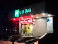 莫泰168(泰州步行街店) - 酒店外部