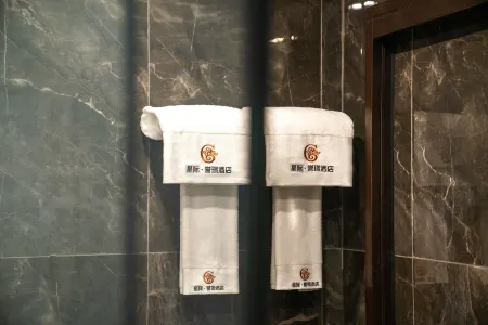 Luoding Star Hotel
