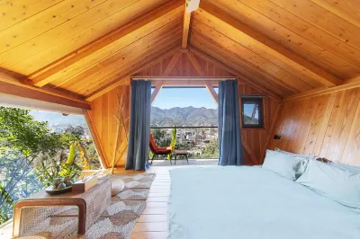 Changtai Mountain Waterside Treehouse Hotels near Jiuwen Mountain