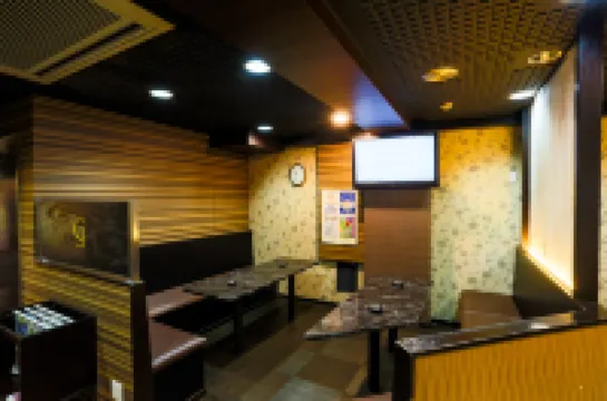 Capsule Land Yushima (Male Only)