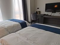 邓州明珠湖畔酒店 - 标准双床房