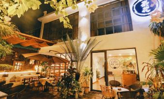 Camellia Boutique Hostel