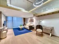 杭州悦泊希城市公寓 - 悦希简约风LOFT双床房