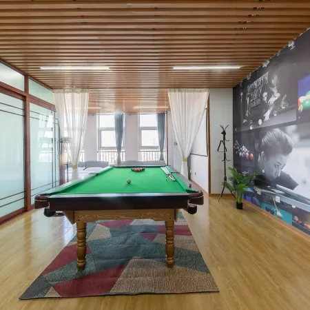 Qingman Boutique Apartment (Jinan Railway Station Daming Lake)