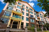 Yashe Inn (Changbai Mountain North Scenic Area Tourist Distribution Center)