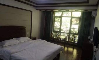 Yuexi Fengyi Hotel
