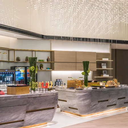 InterContinental Hotels BEIJING SANLITUN by IHG