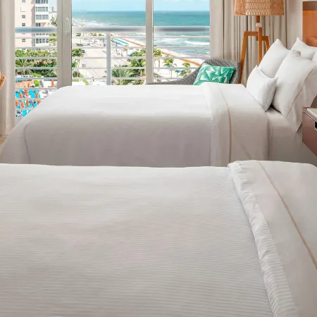 The Westin Fort Lauderdale Beach Resort Отели рядом с достопримечательностью «Боннет Хаус Музеум & Гарденс»