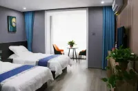Zhouzhi Dongweisheng Hotel Hotels near Zhao Gongming Cultural Scenic Area