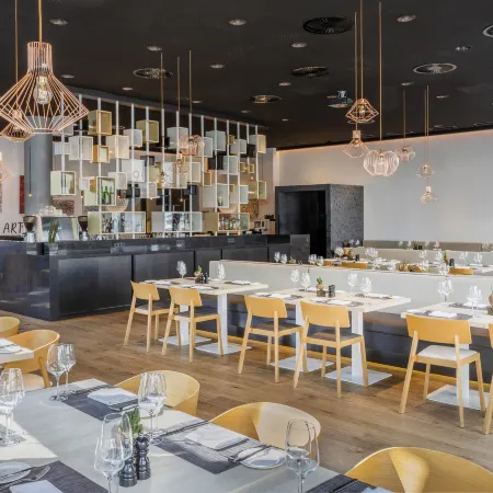 INNSiDE Frankfurt Ostend Отели рядом с достопримечательностью «Остенд»