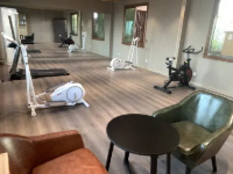 Libo Hotel (Guilin North  Railway Station)