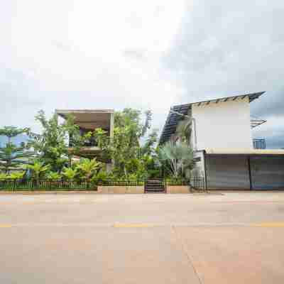 Phan NaTa Apartment Hotel Exterior