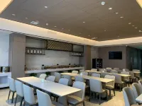 Qingyang Champs Elysees Hotel - parking