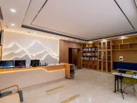 Xinye Jinding Business Hotel Hotels in Xinye