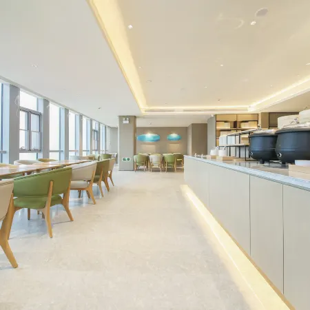 JI Hotel (Wuhan Optics Valley Biocity Tongji Hospital) Отели рядом с достопримечательностью «Олимпийский спортивный центр провинции Хубэй-теннисный зал»