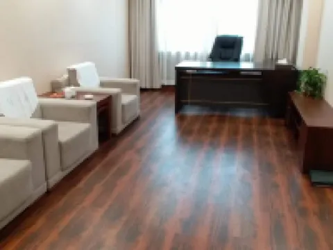 Runhua Junyue Hotel Hotels in Xin'an
