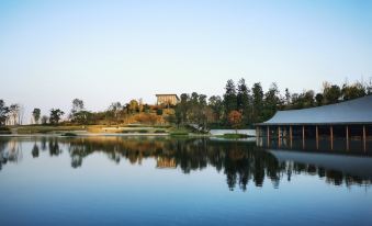 Yunyi Hotel (Xibo City Xinglong Lake)