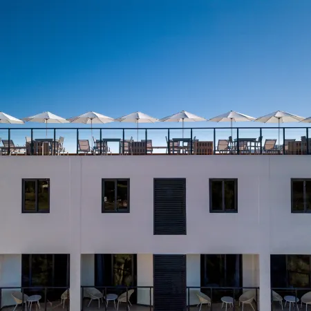 Nalagi Hotel
