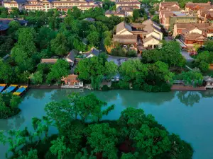 Blossom House Yangzhou Lakeside