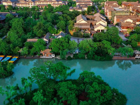 Blossom House Yangzhou Lakeside