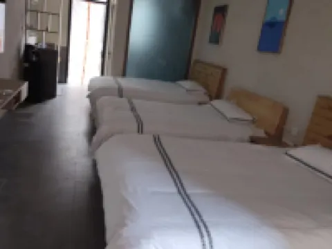 Man·Yangjuju Hotels in Taibai County