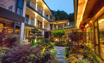 Shanye Shanye Hot Spring Hotel(Rear Mount Qingcheng