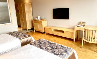 Yichun Dequan Hot Spring Hotel