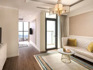 Melia Vinpearl Danang Riverfront