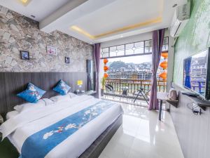 Zhenyuan Travel Story Theme Hotel