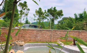 Quannan Yuetangquan Homestay