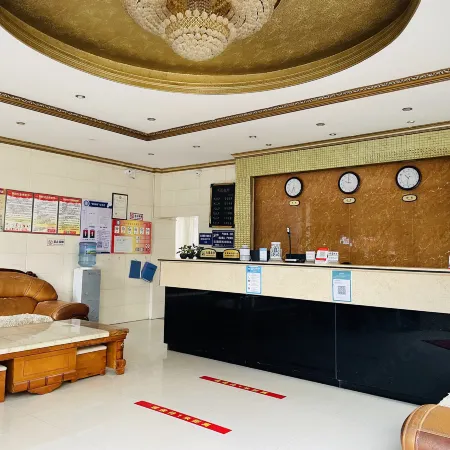 Dayao Xinhong Business Hotel