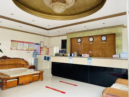 Dayao Xinhong Business Hotel Отели рядом с достопримечательностью «Gymnasium»