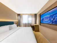 CHEERMAY Hotel (Beijing International Trade Dawang Road Subway Station) - parking