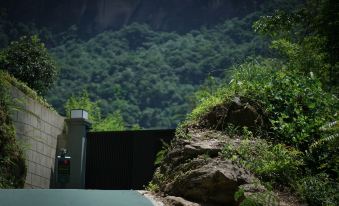 Qingcheng Mountain No Boundary Mountain Residence