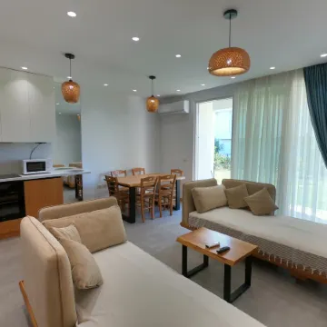 Pinegrove Apartment