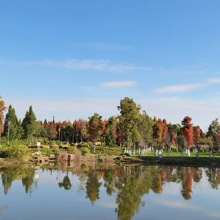 Bailu Homestay (Dianchi Lake)