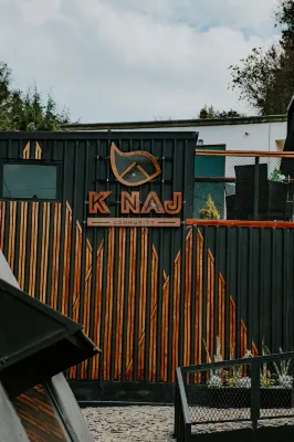 K NAJ社區 住宿飯店