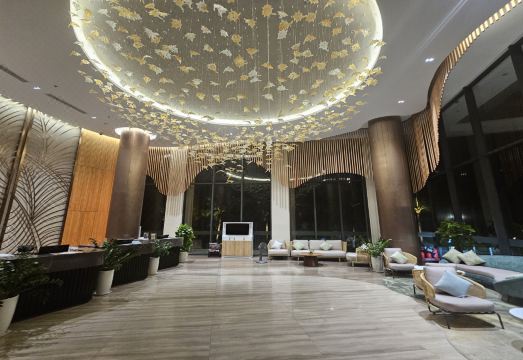 더 풀 빌라 내부 거실