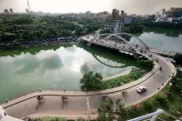 Lakeshore Hotel Hotels near Baridhara DOHS Convention Center