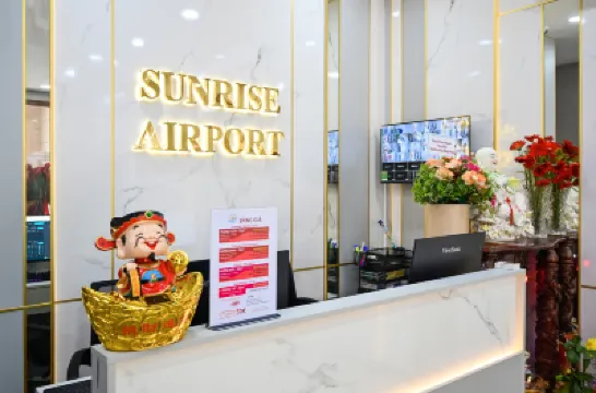 Sunrise Airport Hotel Hotels near Go Vap District
