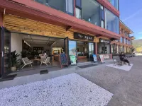 瀘沽湖淳時·阿瓦東月中国式旅館