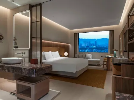 pernulo hotel Отели рядом с достопримечательностью «Qijiang Normal College (Qishan Campus)»