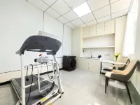 Super 8 Youxuan Hotel (Urumqi Airport Dadi Wobao Subway Station Branch)